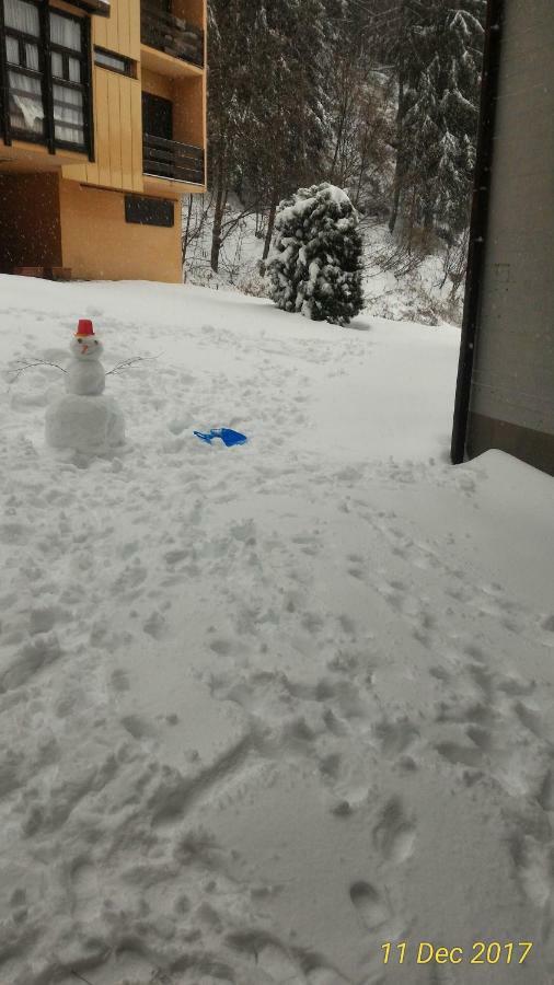 Centrale Vicino Cabinovia Magnolta E Piscina Aprica Bagian luar foto